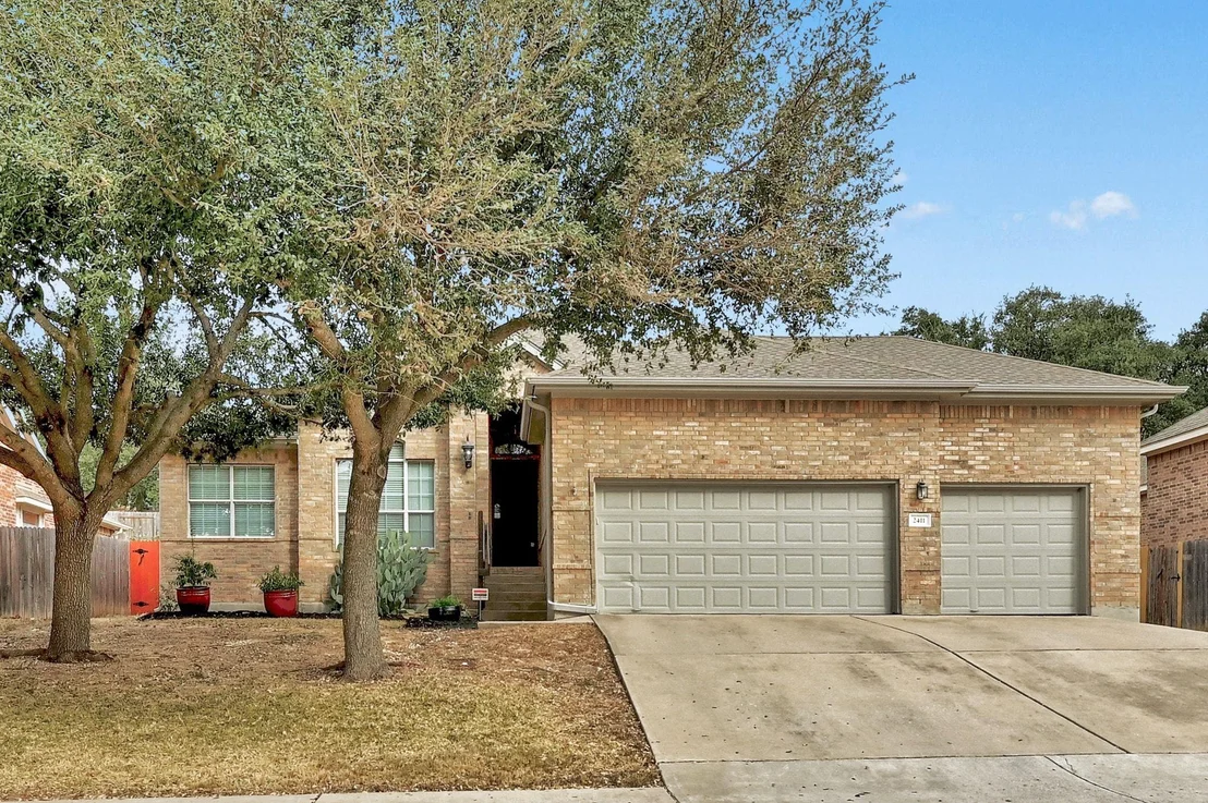 Photo of 2411 Guara DR