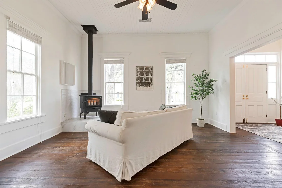 Photo of 409 N Main ST