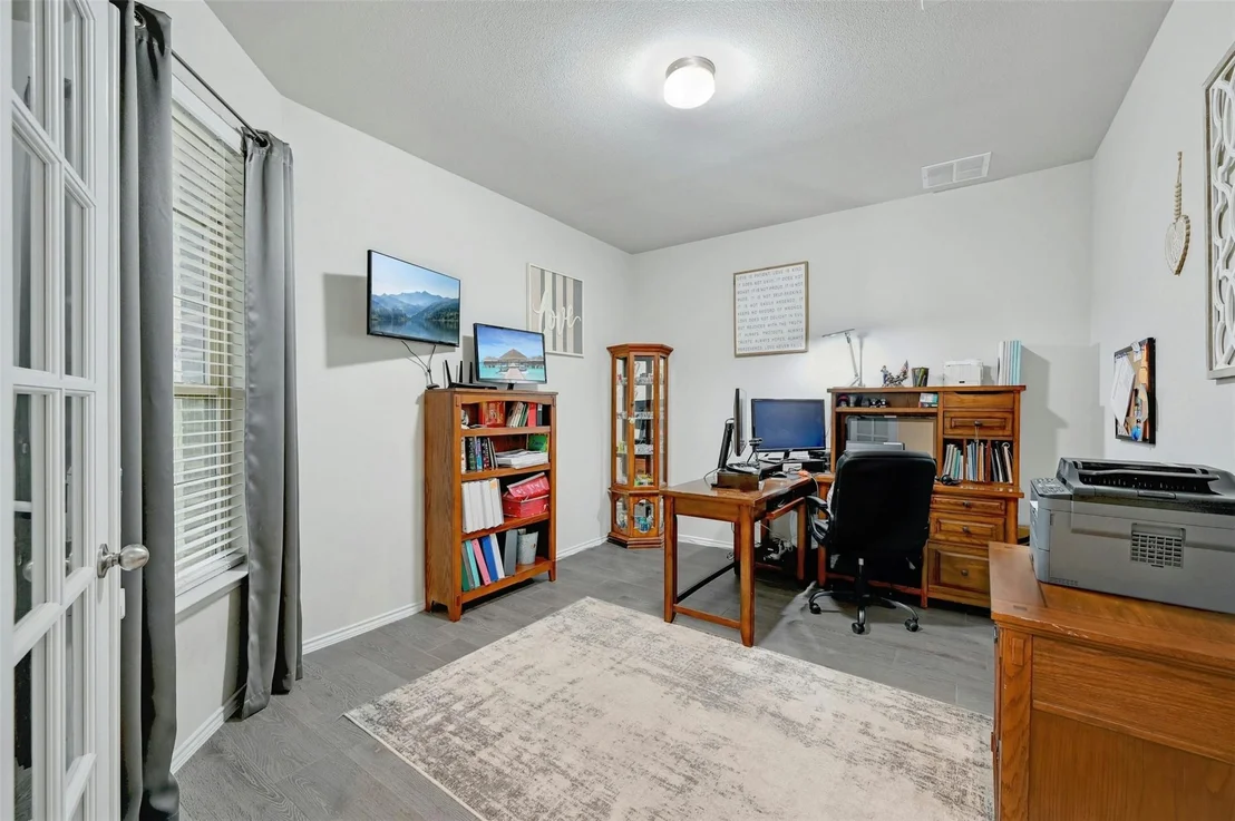 Photo of 541 Blue Oak BLVD