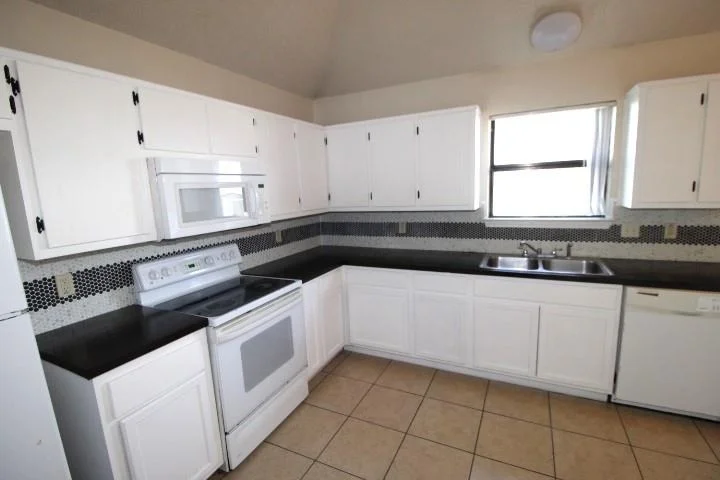Photo of 304 Bronc DR