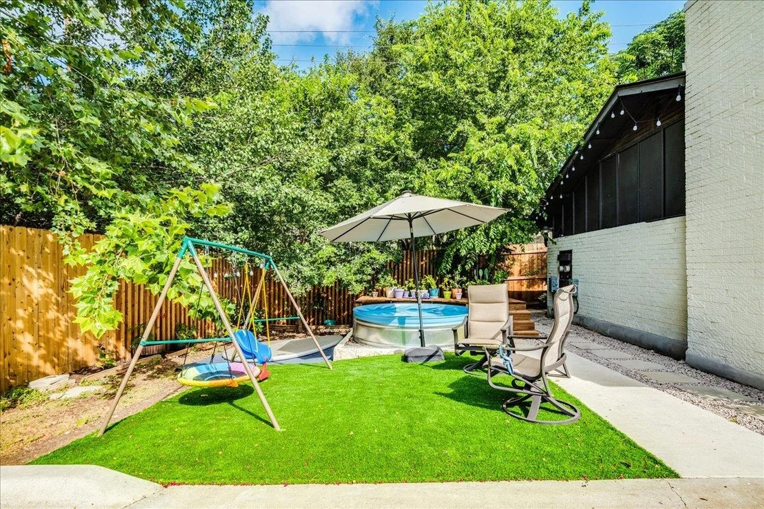 Photo of 2506 Audubon PL