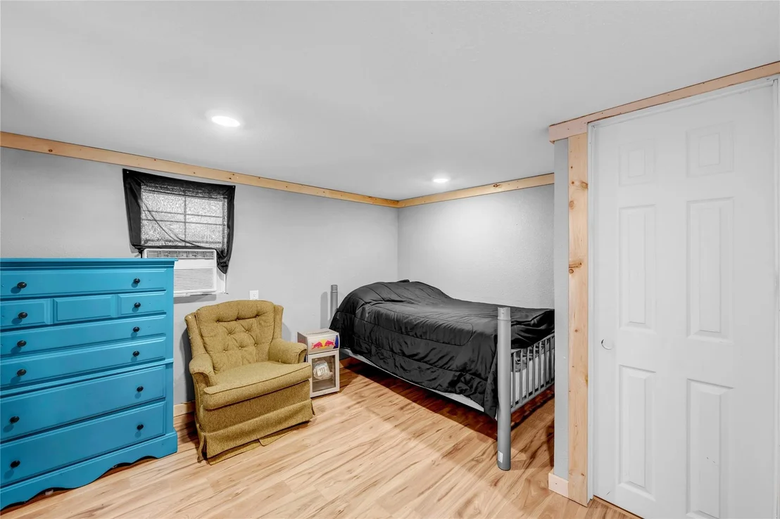 Photo of 700 Hale ST