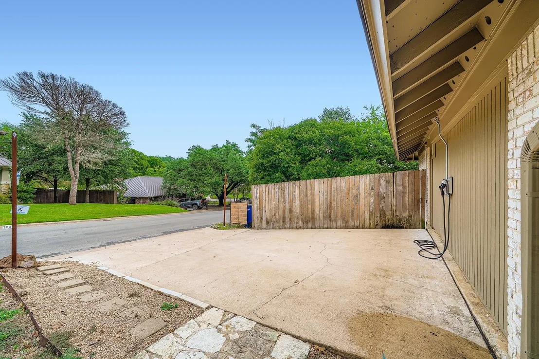 Photo of 3501 Fleetwood DR