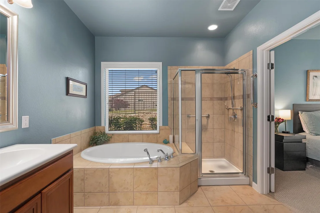 Photo of 214 Fieldstone DR