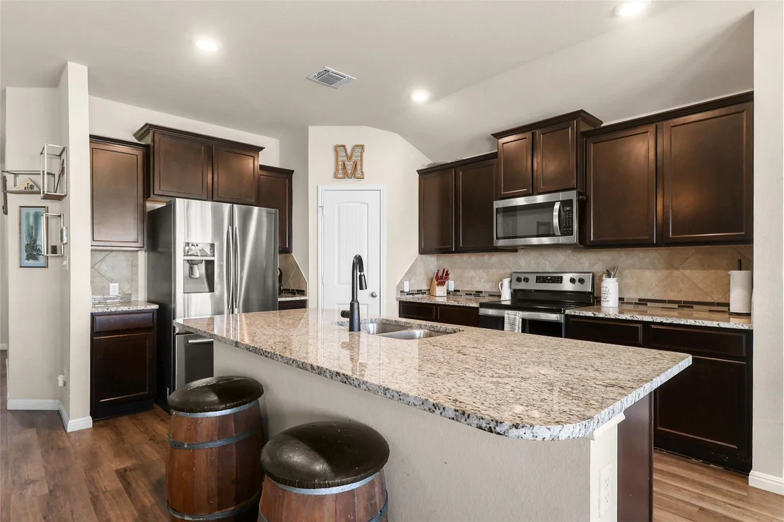 Photo of 1300 Spicewood DR