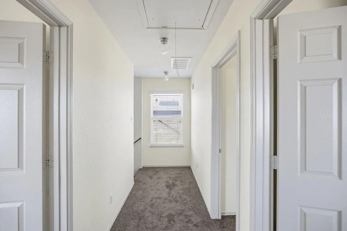 Photo of 408 Azurite DR