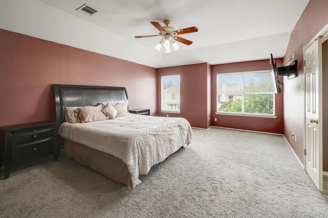Photo of 15433 Ozone PL