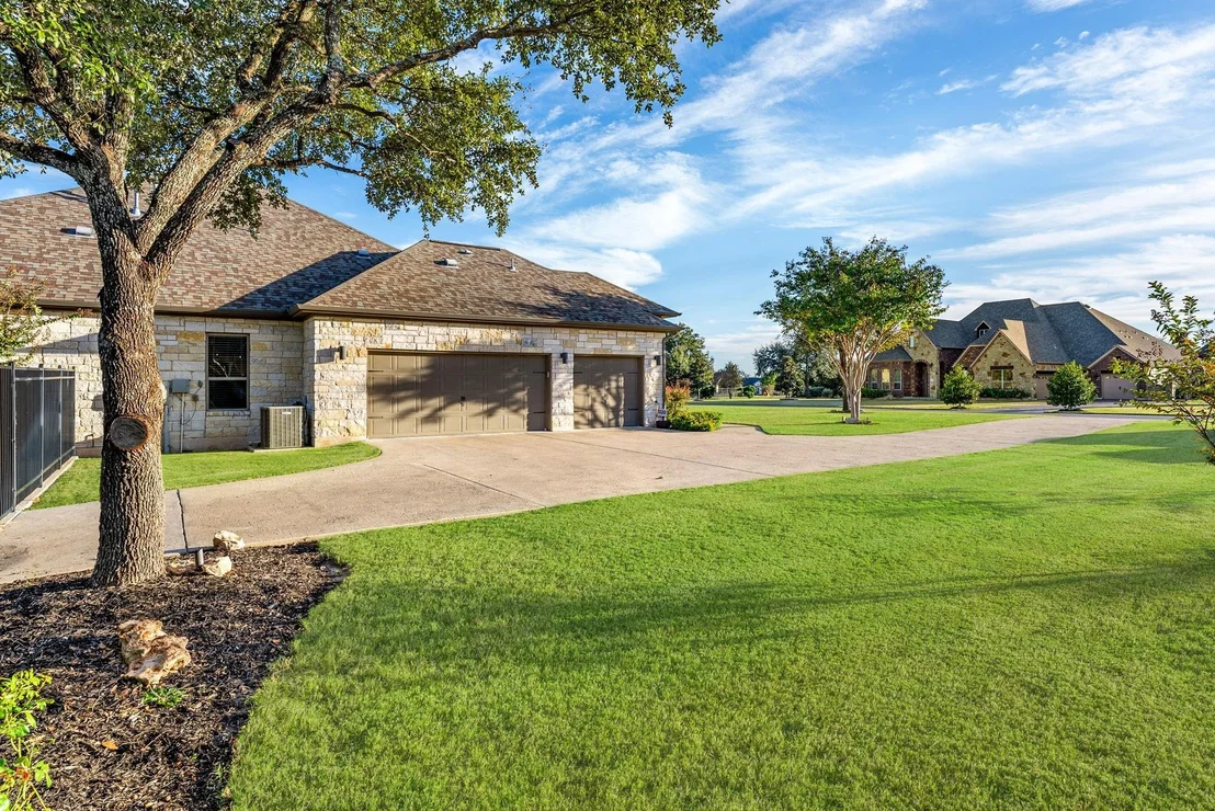 Photo of 500 Unity DR