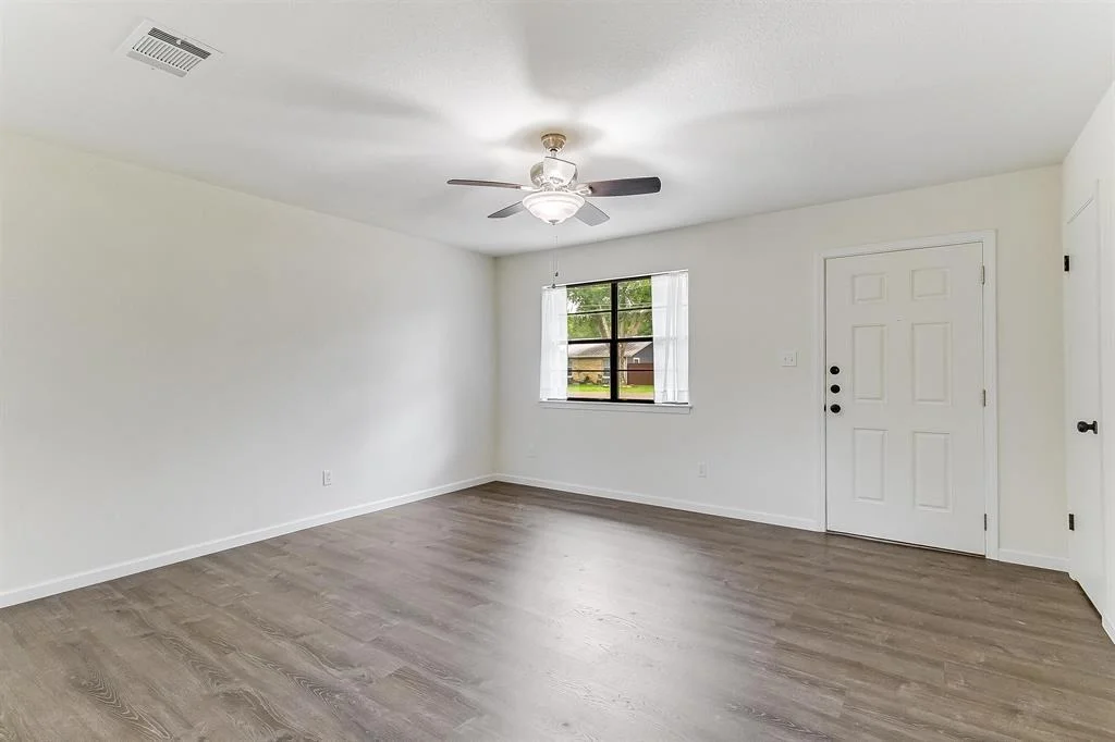Photo of 1206 Hackberry DR
