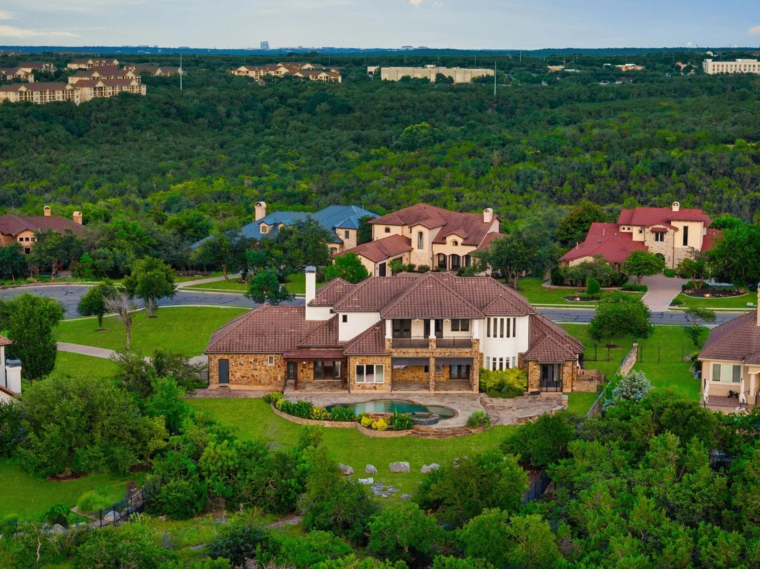 Photo of 8400 Denali PKWY