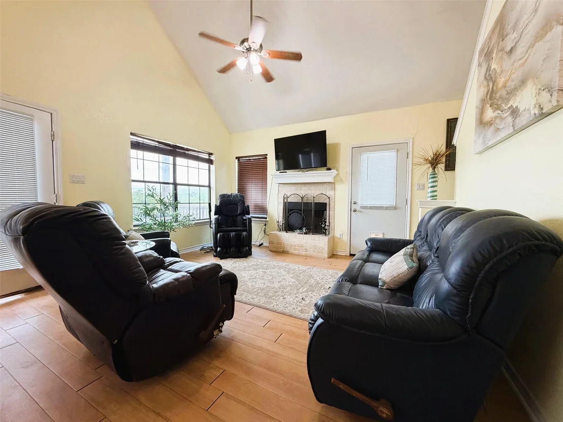 Photo of 397 Private Road 3072