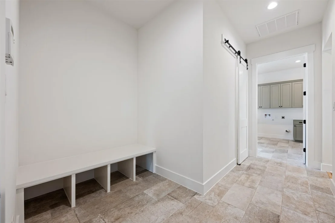 Photo of 2888 Oak Haven CIR