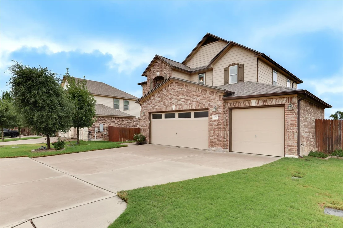 Photo of 1059 Toltec TRL