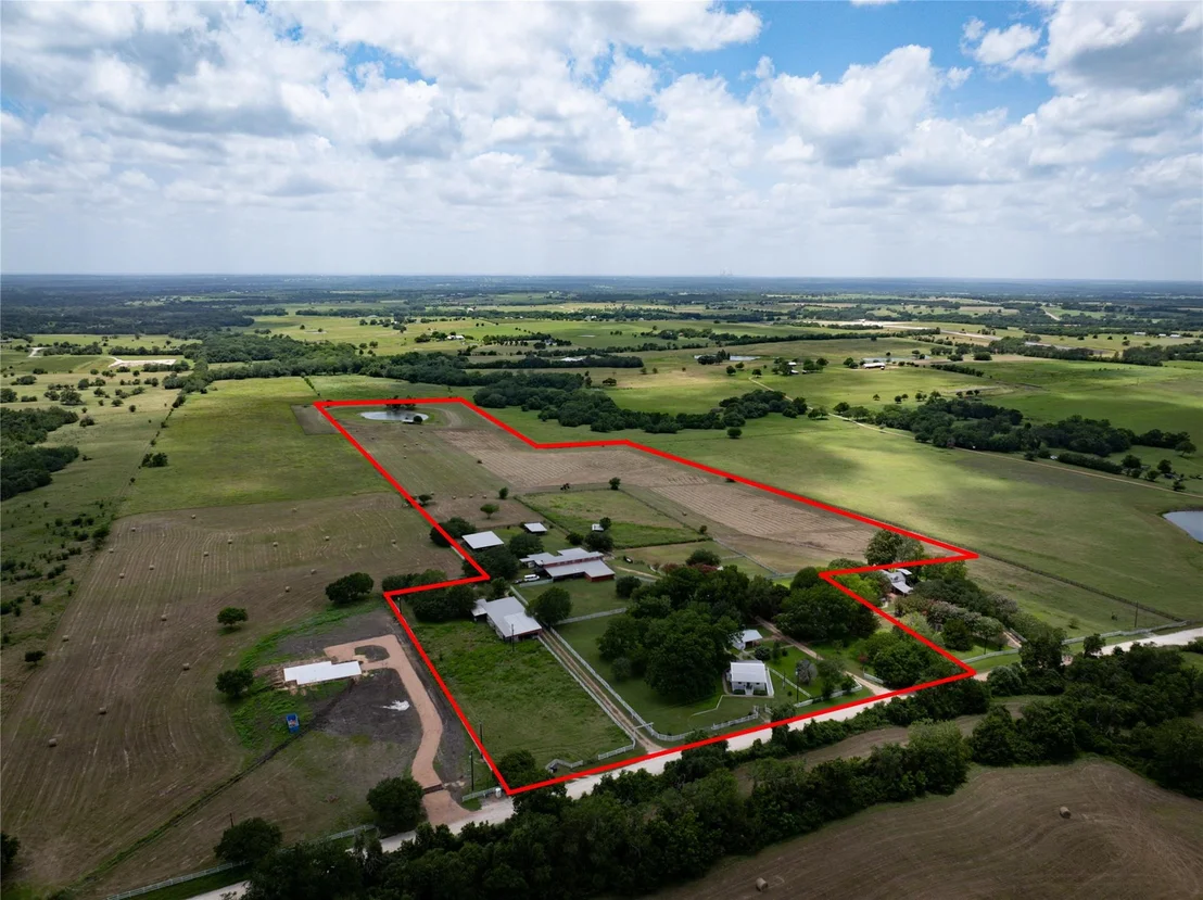 Photo of 1281 Post Oak Point RD