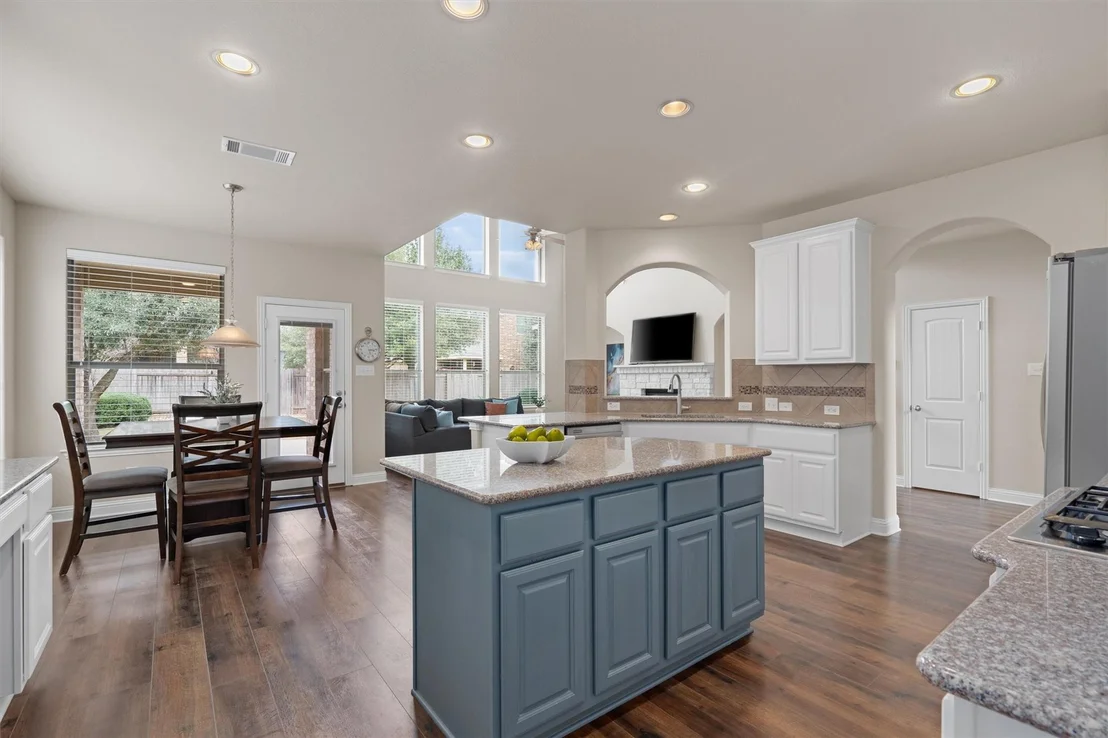 Photo of 3053 Agave LOOP