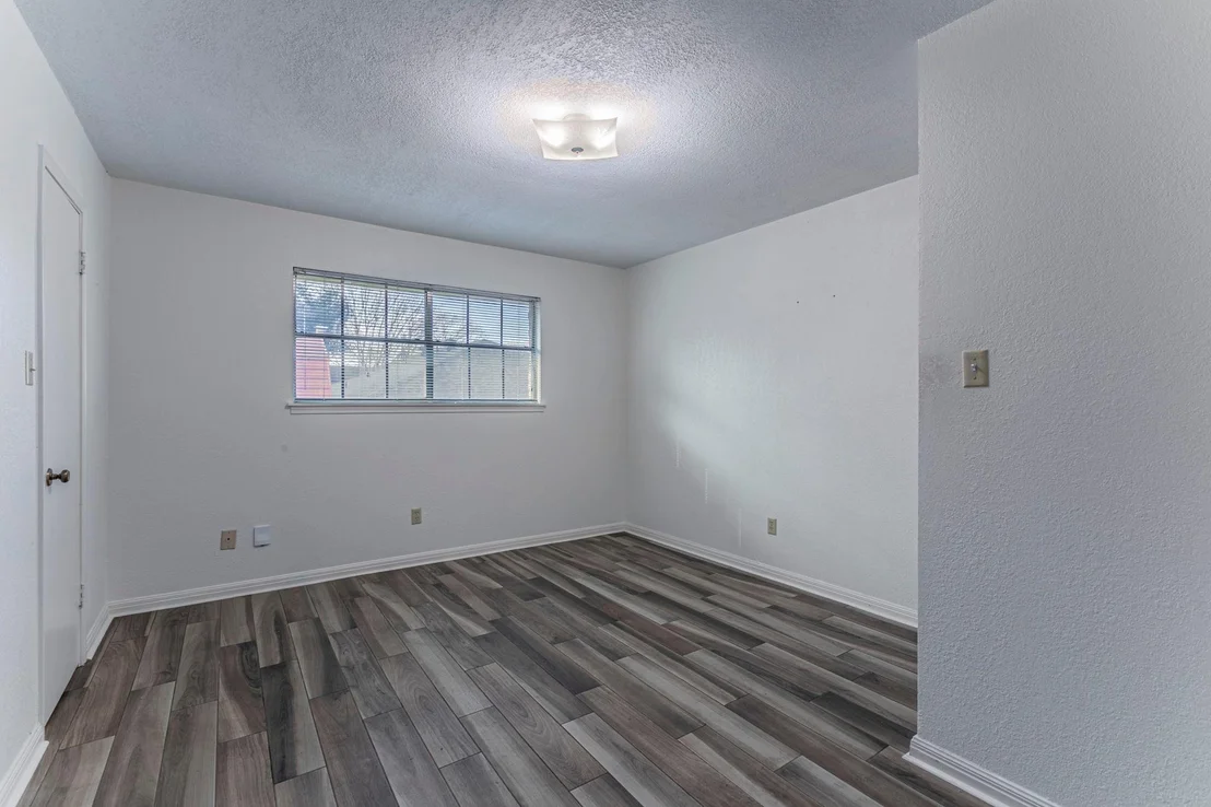 Photo of 3409 Hemlock BLVD