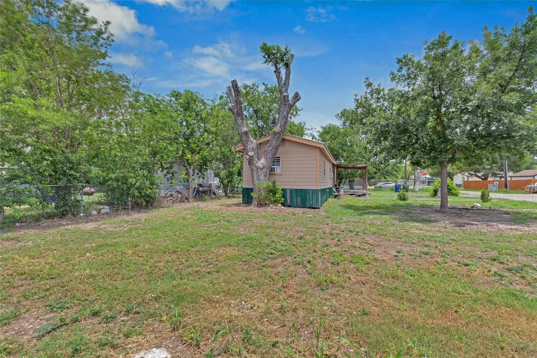 Photo of 101 E Ash ST