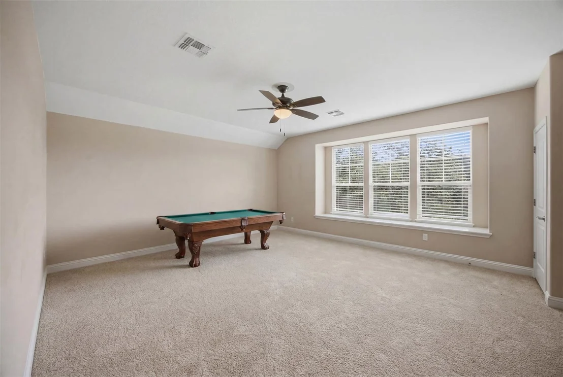 Photo of 1016 Winding Way DR
