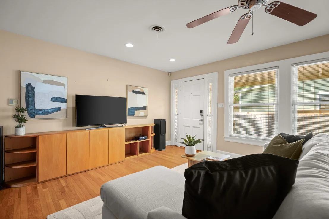 Photo of 4515 Avenue B Ave