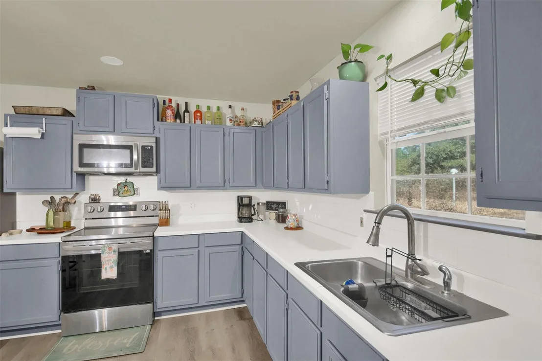 Photo of 115 Rangeland RD