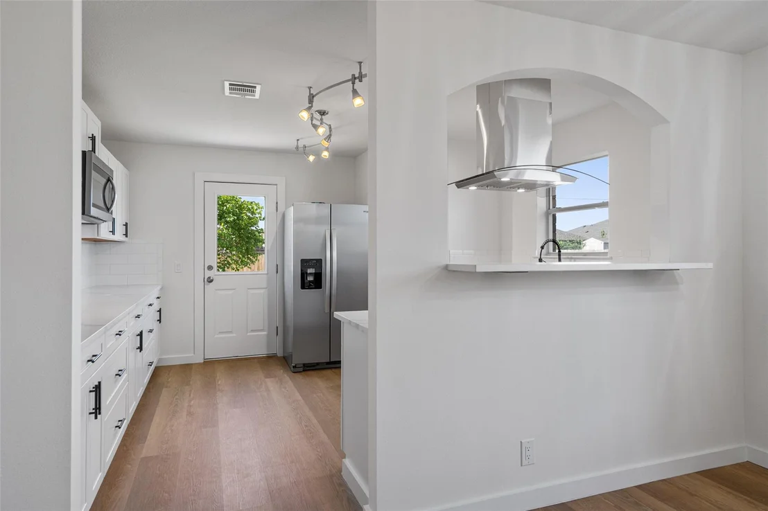 Photo of 500 Mitchell DR