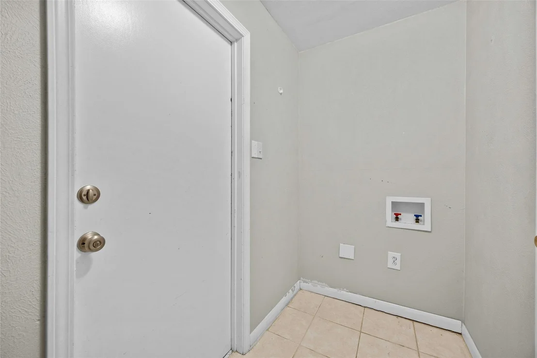 Photo of 1302 Cedar DR