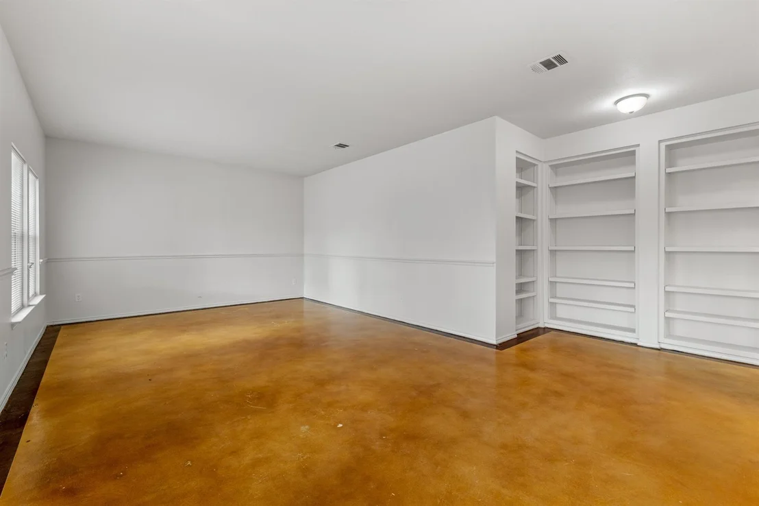 Photo of 600 Bella Vista Circle CIR
