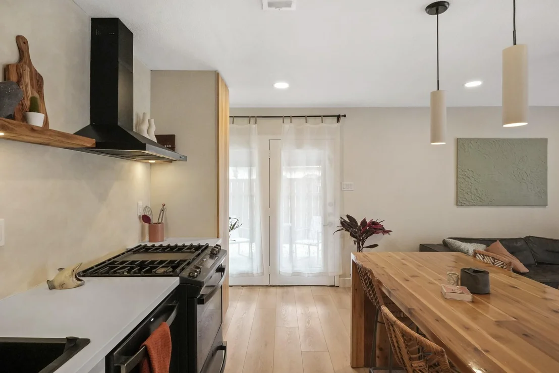 Photo of 10009 Floyd DR