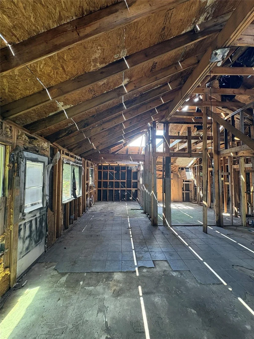 Photo of 205 Barberry DR