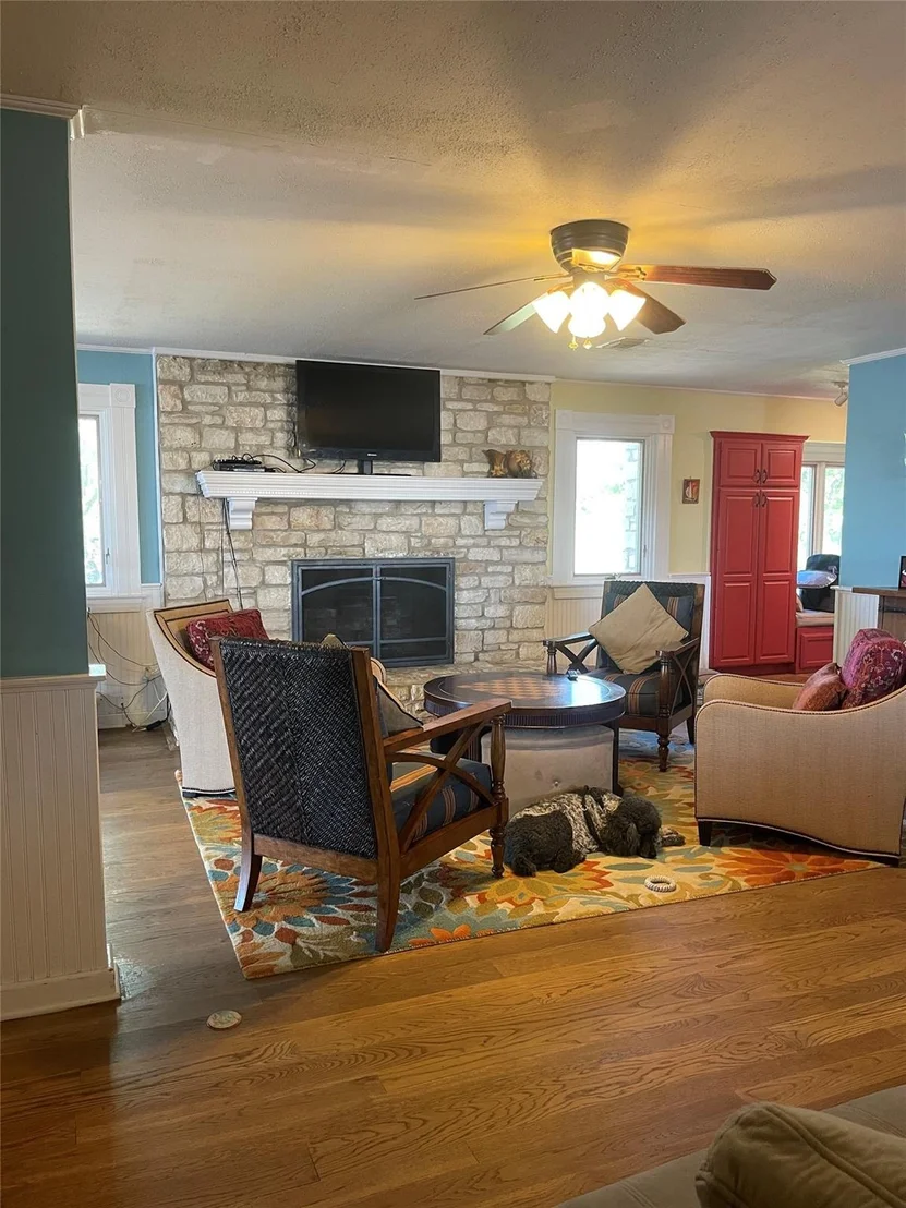 Photo of 138 Suzann LN