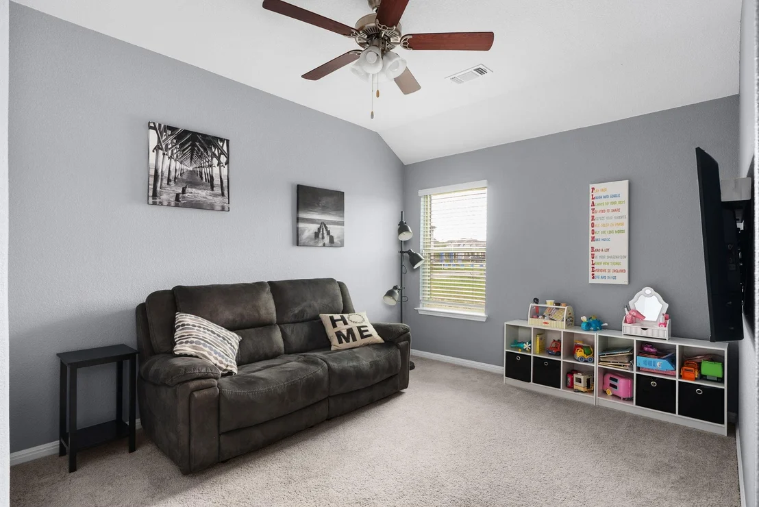 Photo of 143 Dogvane CIR