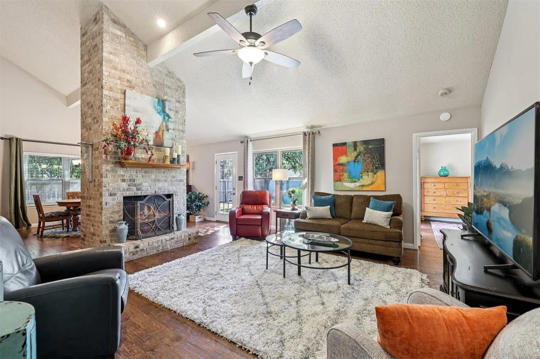 Photo of 5831 Secrest DR