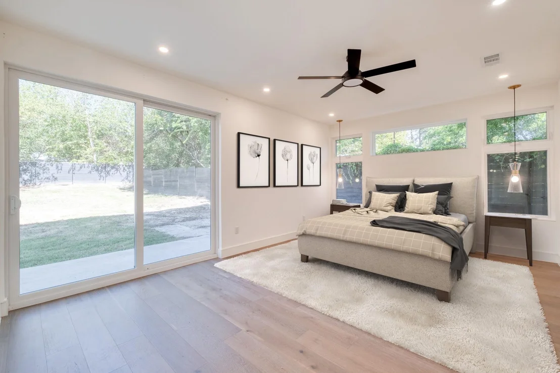 Photo of 5700 LOUISE LN