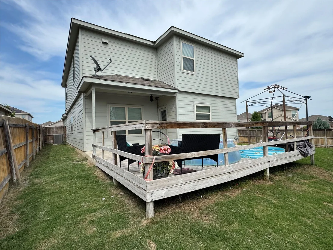 Photo of Unit 121 at 524 Circle WAY