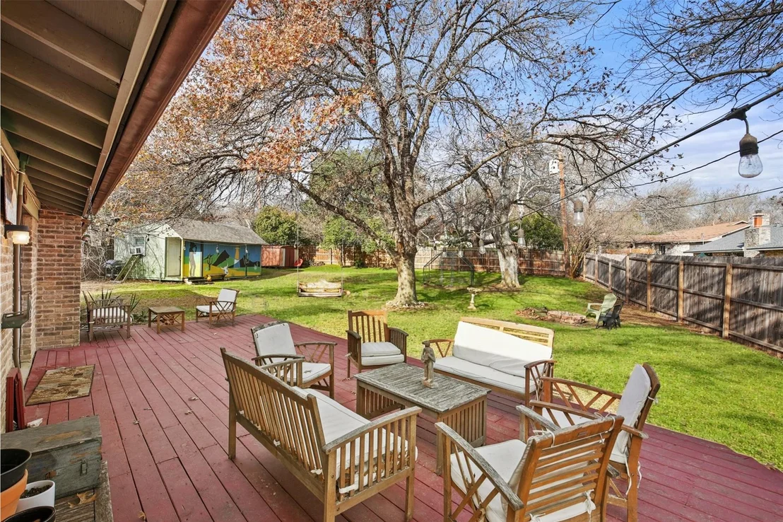 Photo of 902 Clearwater CIR