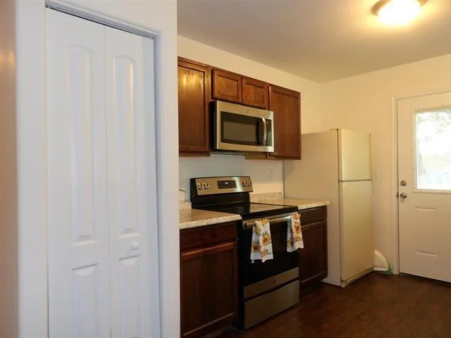 Photo of 1213 Willow DR