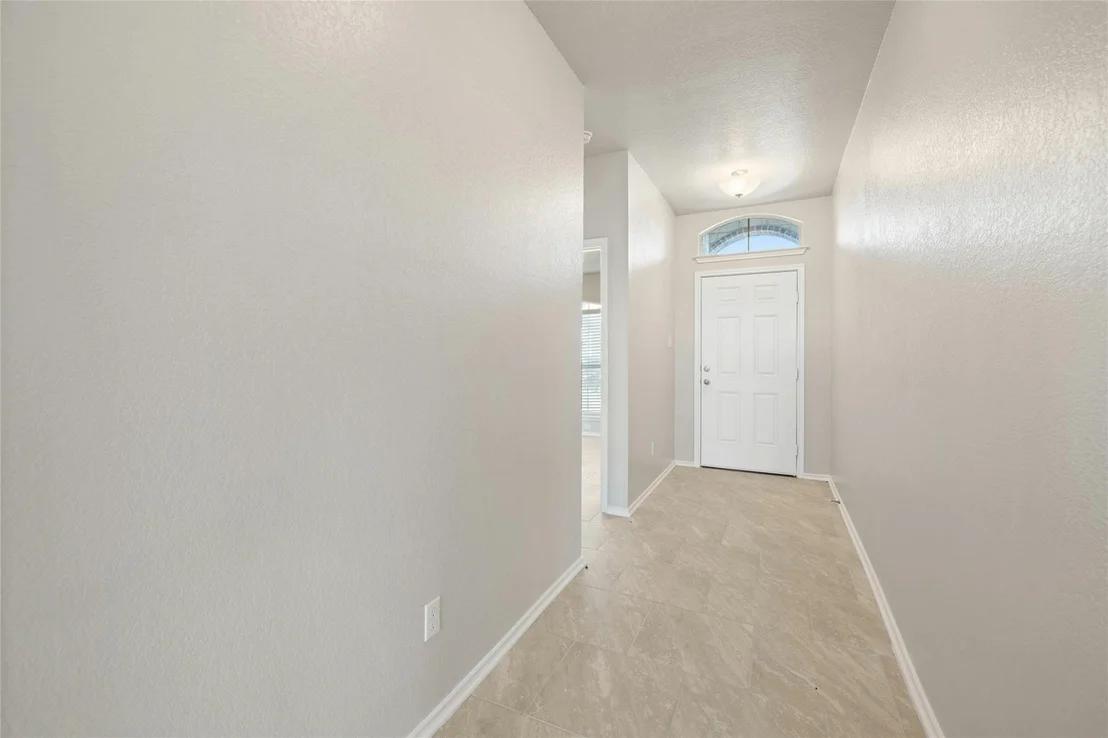 Photo of 131 Nathaniel DR