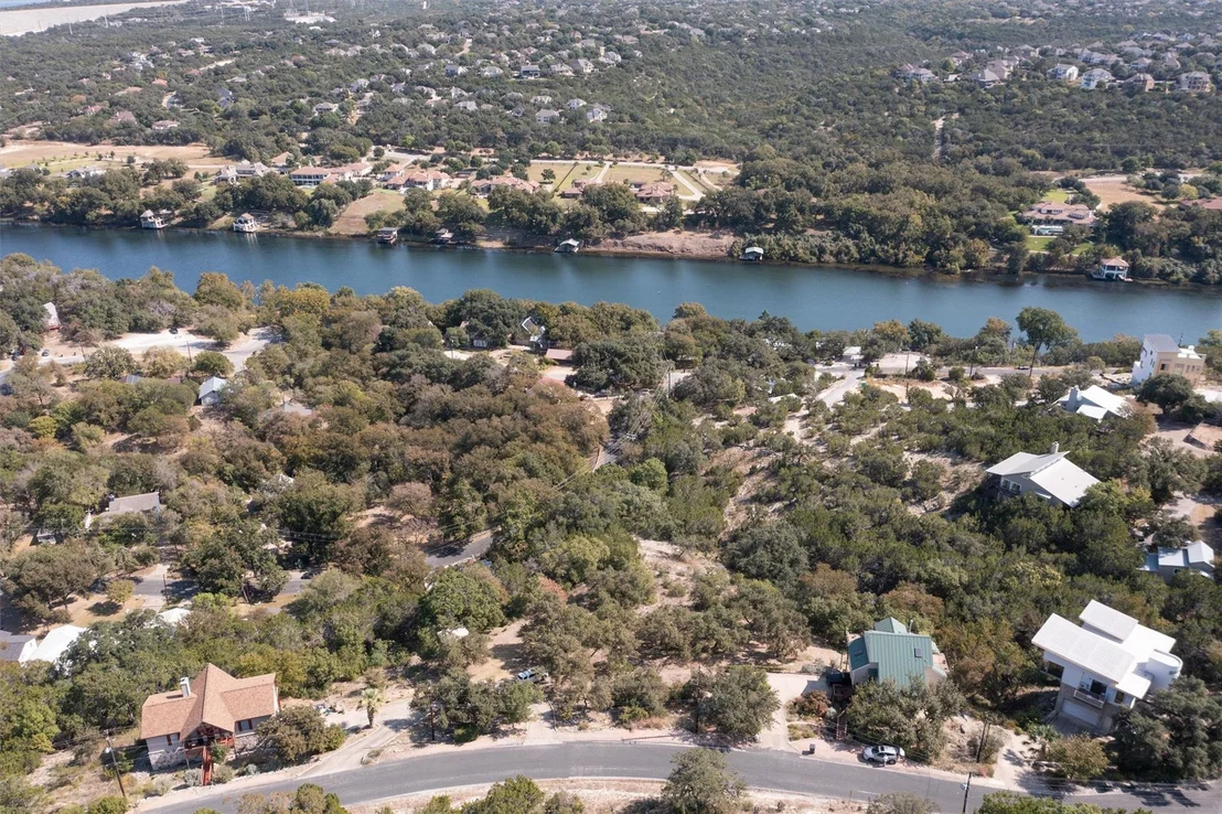 Photo of 2510 Geronimo TRL