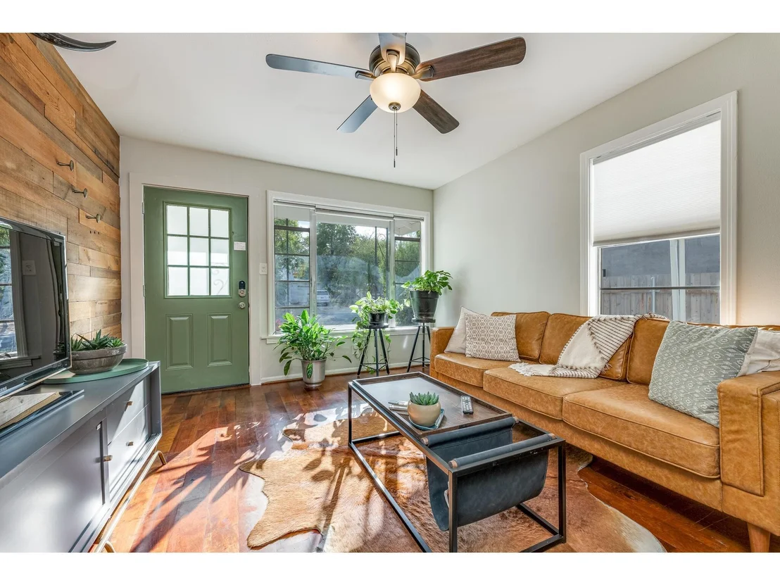 Photo of 4904 Alf Ave
