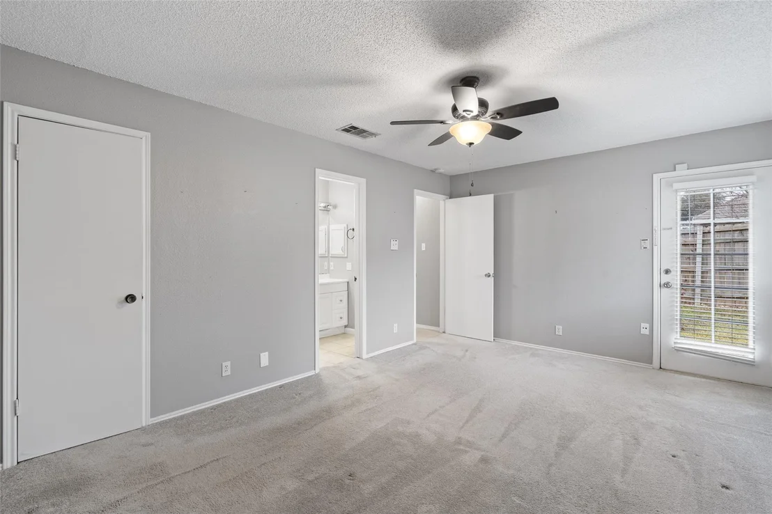 Photo of 1609 Parkwood DR