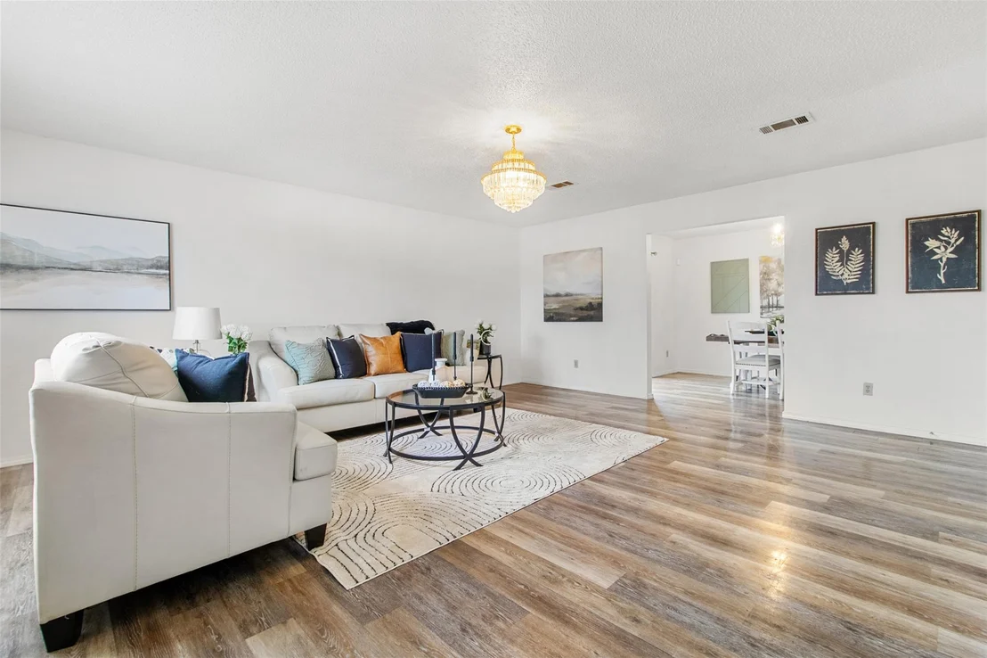 Photo of 2503 Mark DR