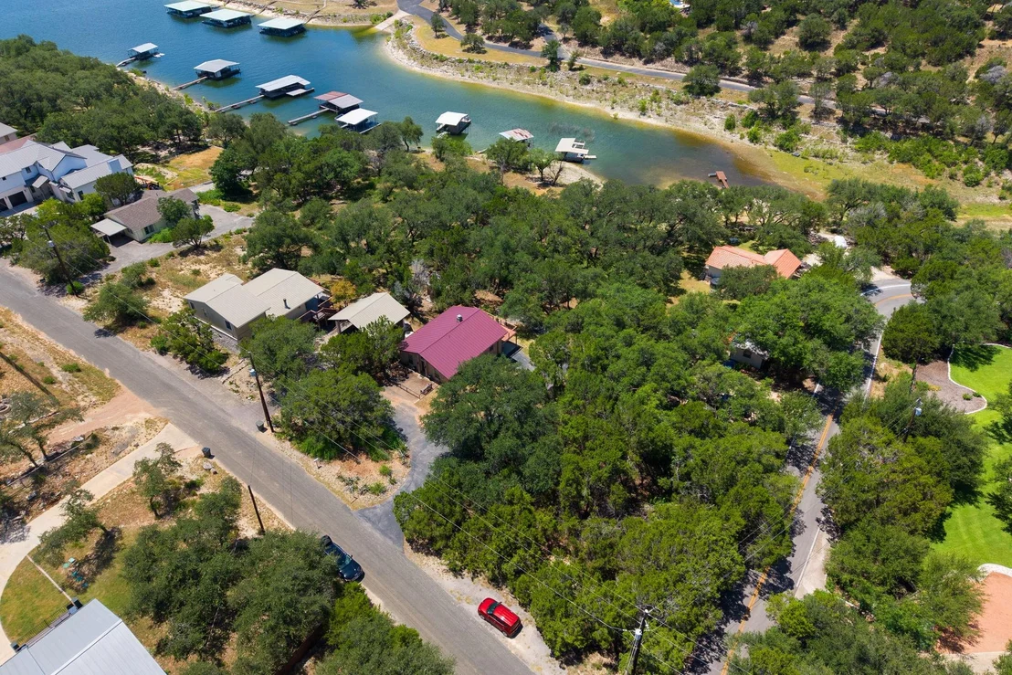 Photo of 1105 Edgewater DR