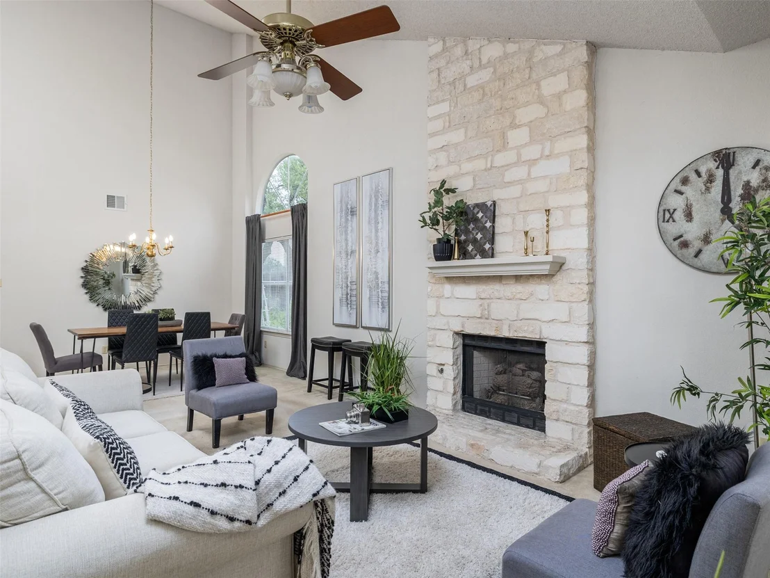 Photo of 13001 Tamayo DR