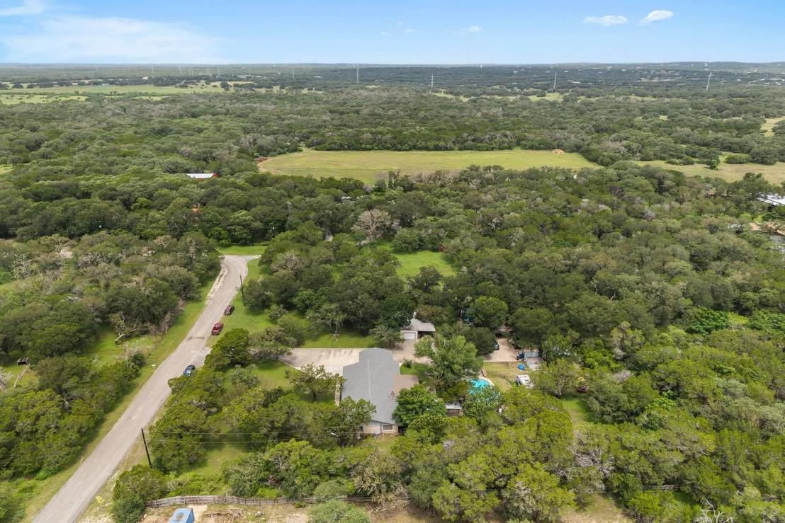 Photo of 651 High Low DR