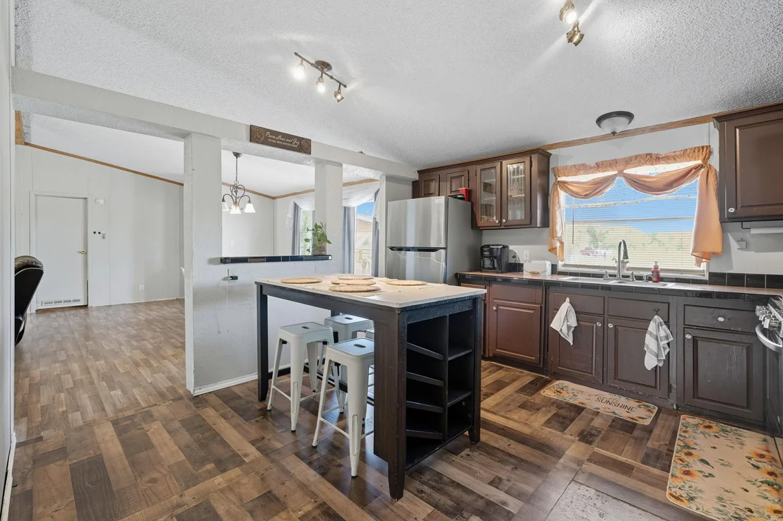 Photo of 813 Petras WAY