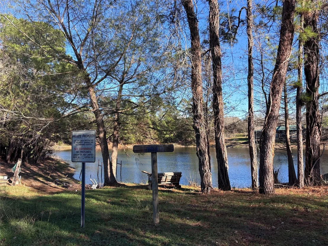Photo of 987 Stephen LN