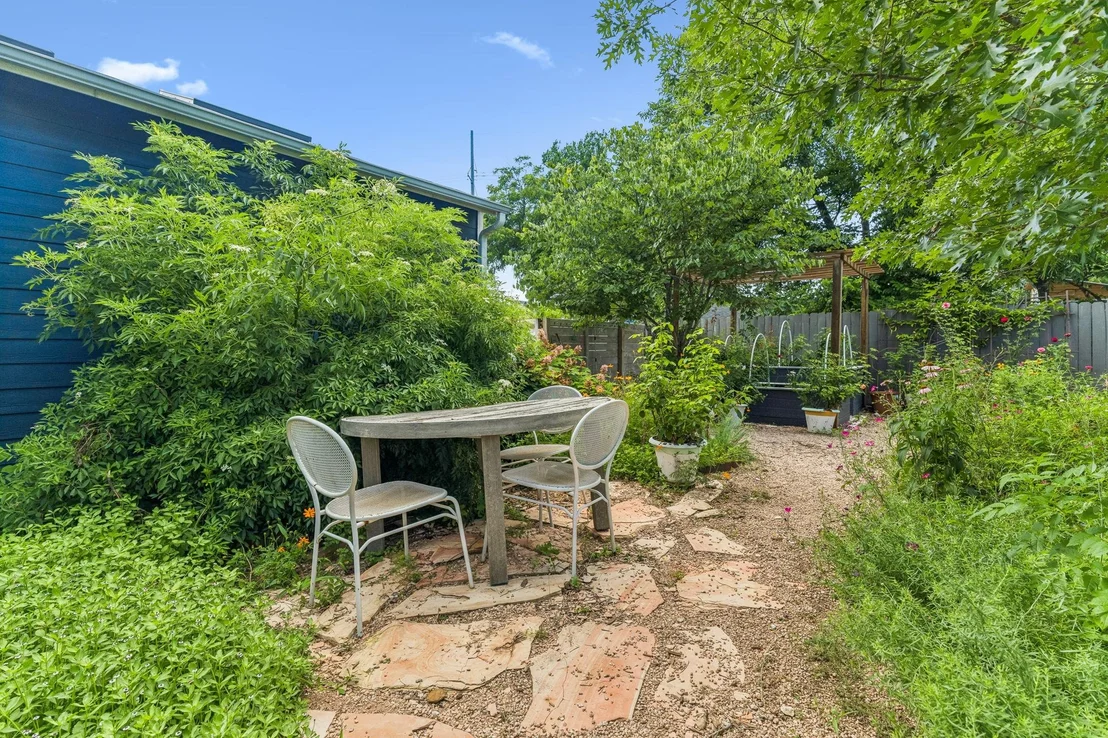 Photo of 4608 Wally Ave