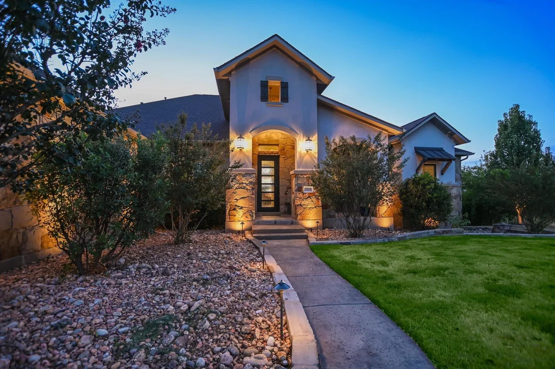 Photo of 3705 Juniper Rim RD