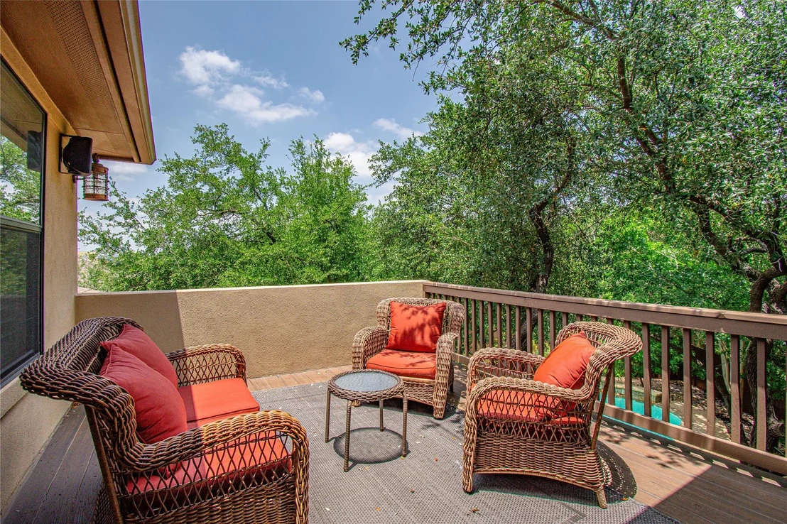 Photo of 705 Cliffside Cove