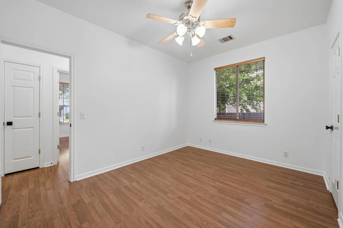 Photo of 513 Tobin DR